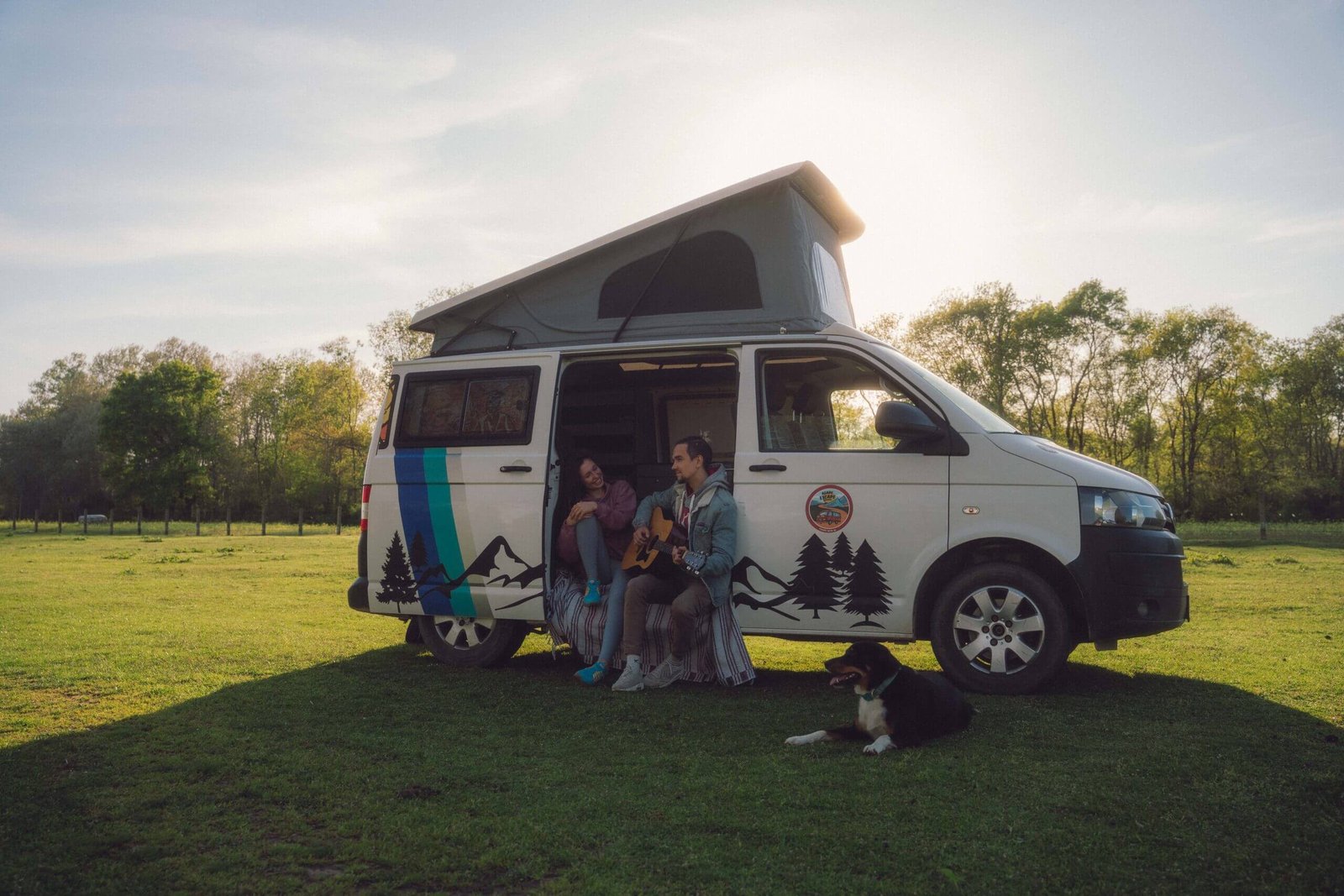 Van Travel mountains sea